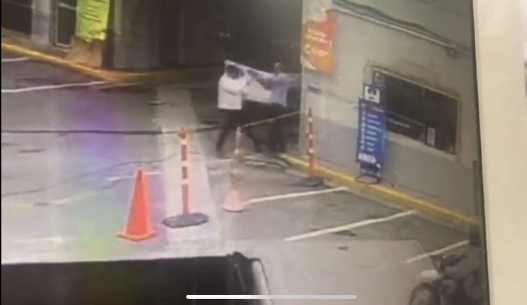 Un ex policía fue asesinando en medio de un atraco en Bogotá 