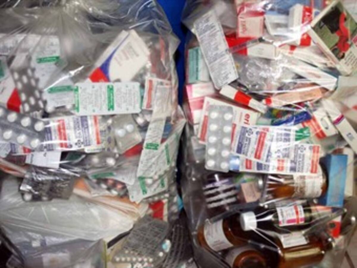 Decomisan medicamentos ilegales valorados en 51 millones