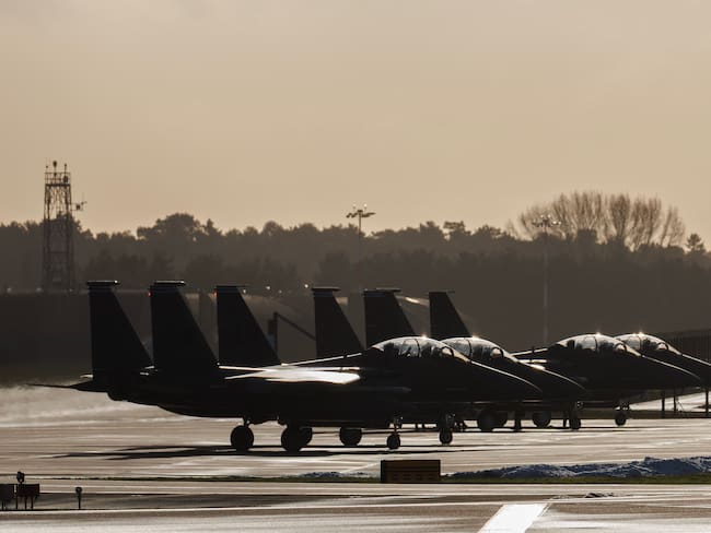 El Comando de Defensa Aeroespacial de América del Norte informó que la llegada de aeronaves se enmarca en operaciones previamente coordinadas de las que Groenlandia y Dinamarca ya tienen conocimiento.
(Foto: Dan Kitwood/Getty Images)