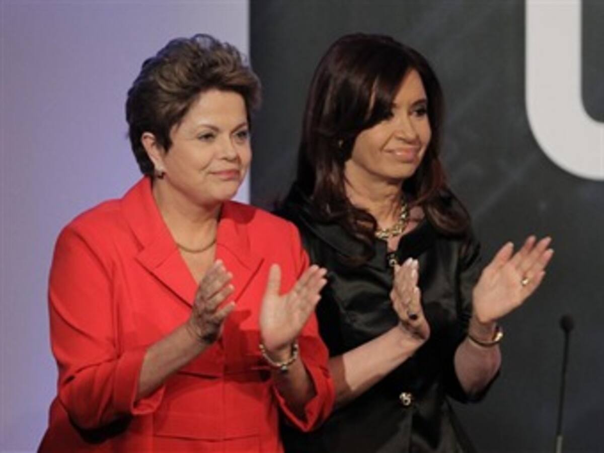 Rousseff, feliz por pronto regreso al trabajo de Cristina Fernández