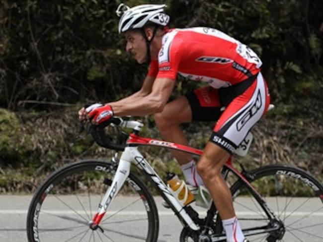 El colombiano Óscar Sánchez está a dos etapas del título en la Vuelta a Guatemala