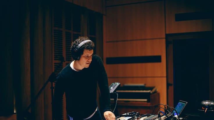 Julio Victoria Celebra 15 Años de Carrera con Sinfonía Electrónica Tou