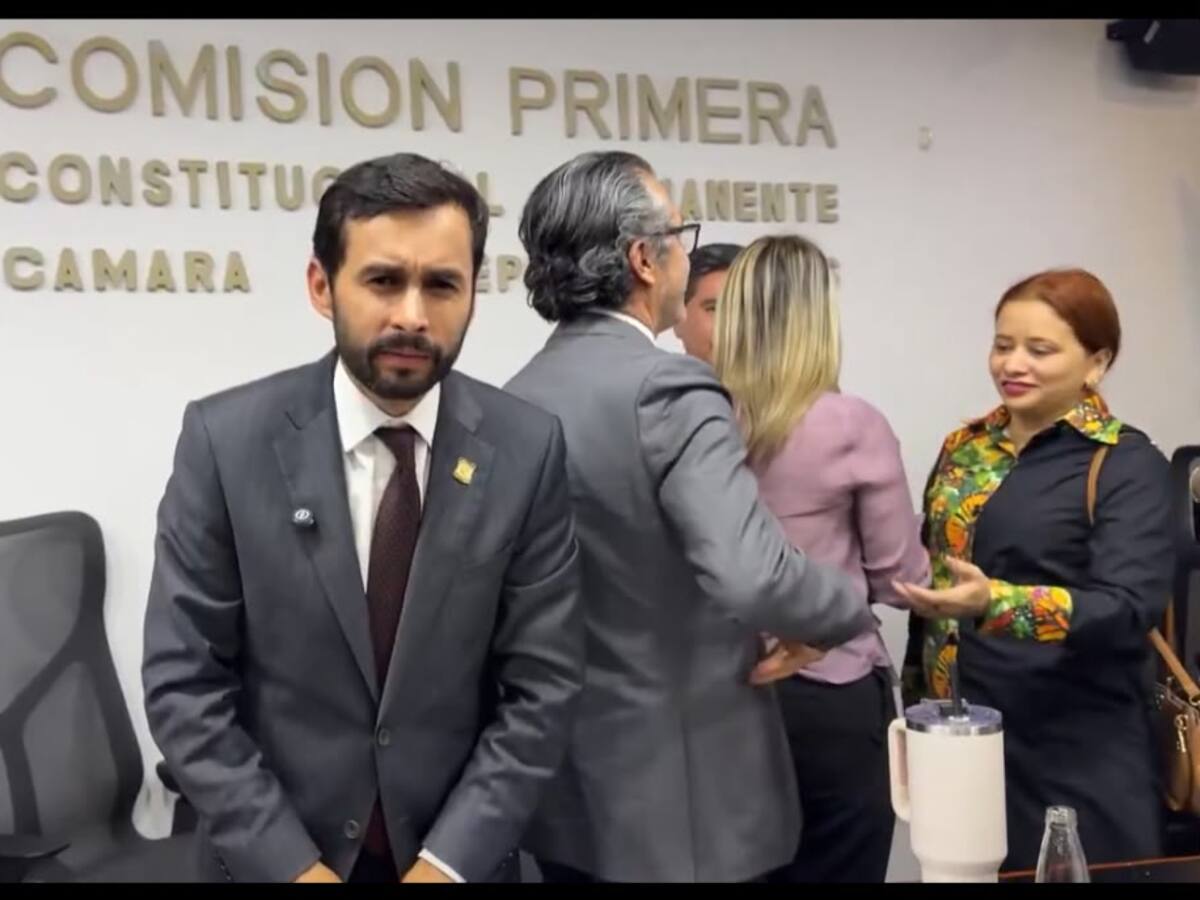 José Jaime Uscátegui del Centro Democrático, elegido presidente de la Comisión Primera de la Cámara