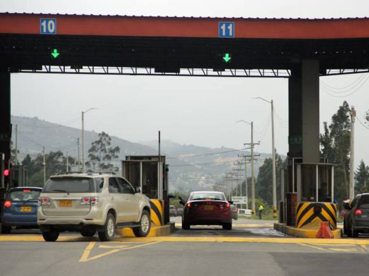 Pago de peajes permiten construir vías y ahorro de combustible