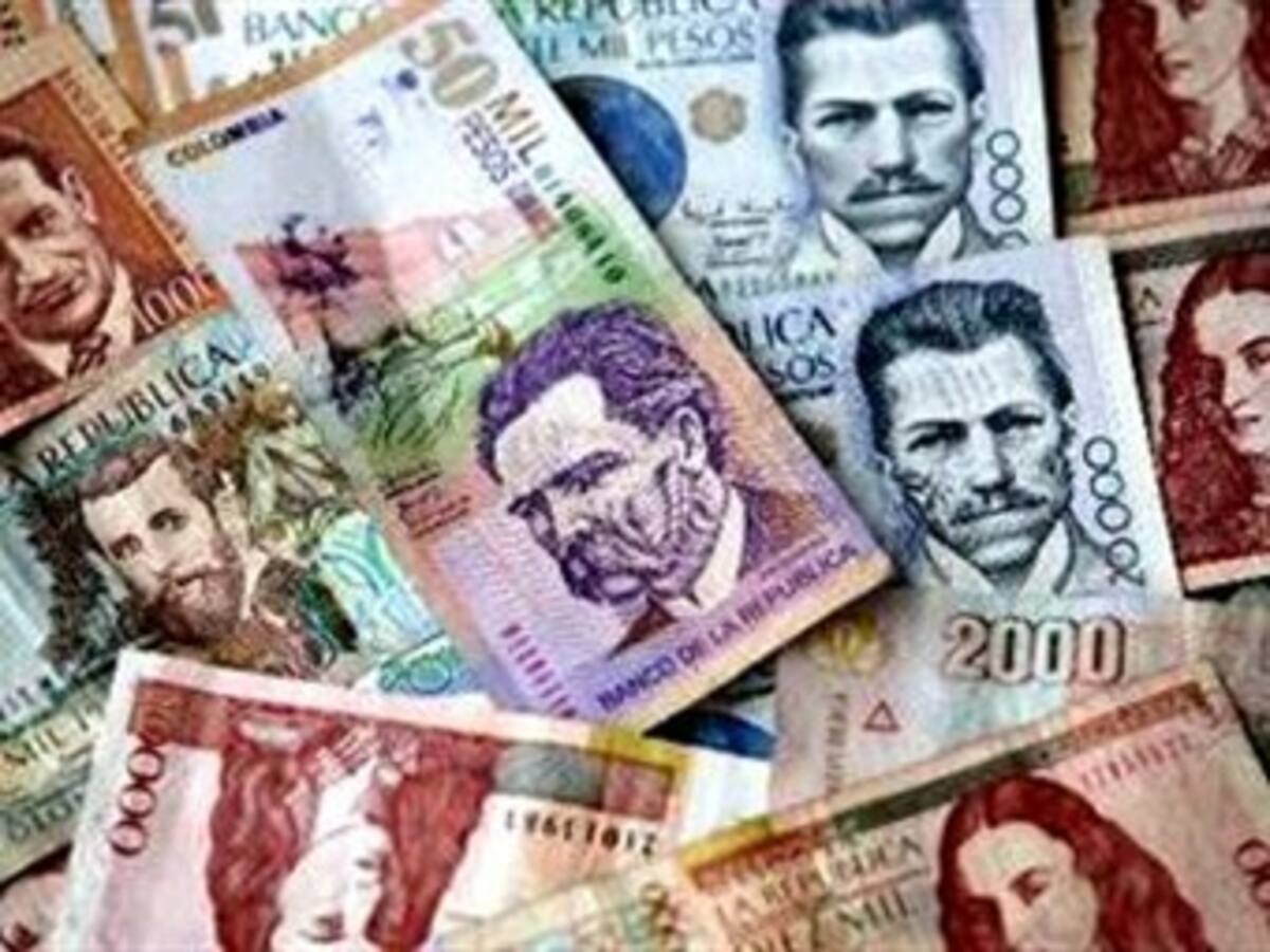 Santos abre posibilidad de reducir o eliminar las cuotas moderadoras