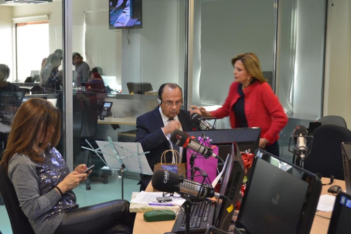 Neutral, inteligente y con humor fino, Peláez es uno de los periodistas más admirados en Colombia.