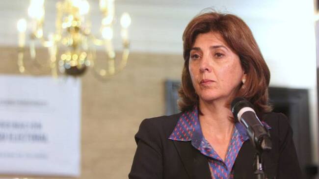María ángela Holguín