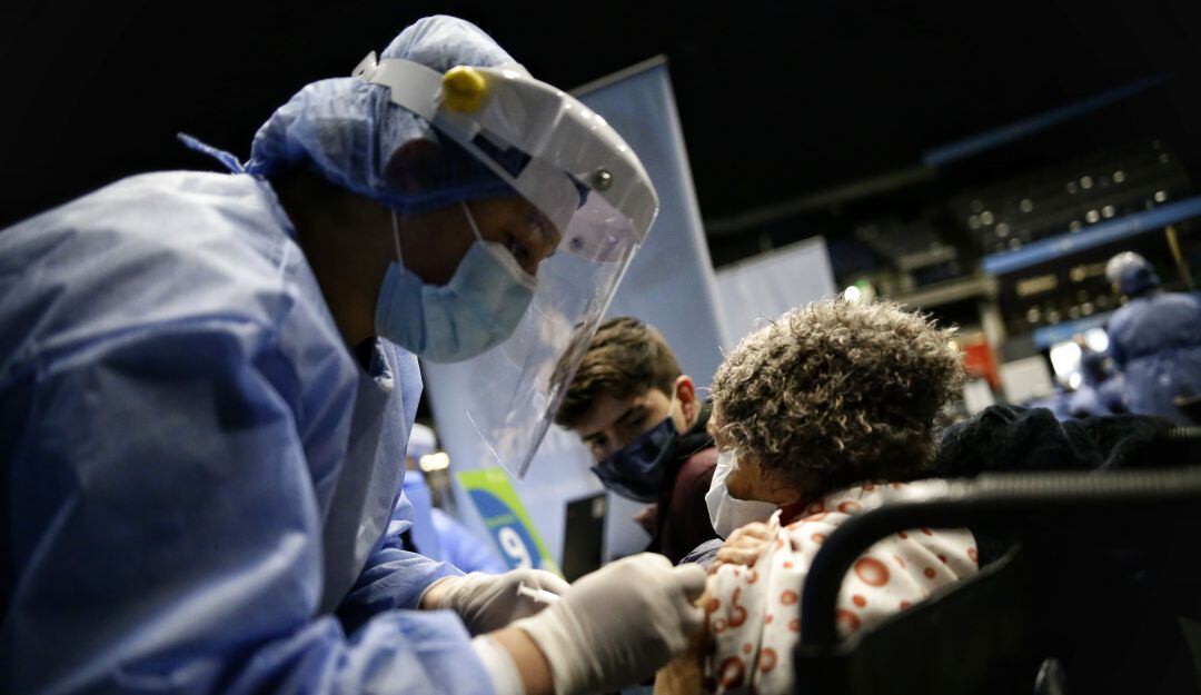 Vacunación contra la COVID-19