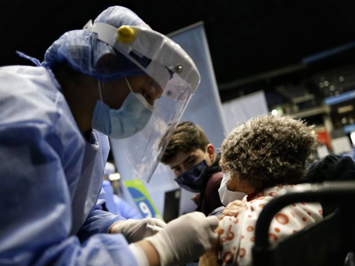 Coronavirus en Colombia: 2.475 casos nuevos y 54 fallecidos