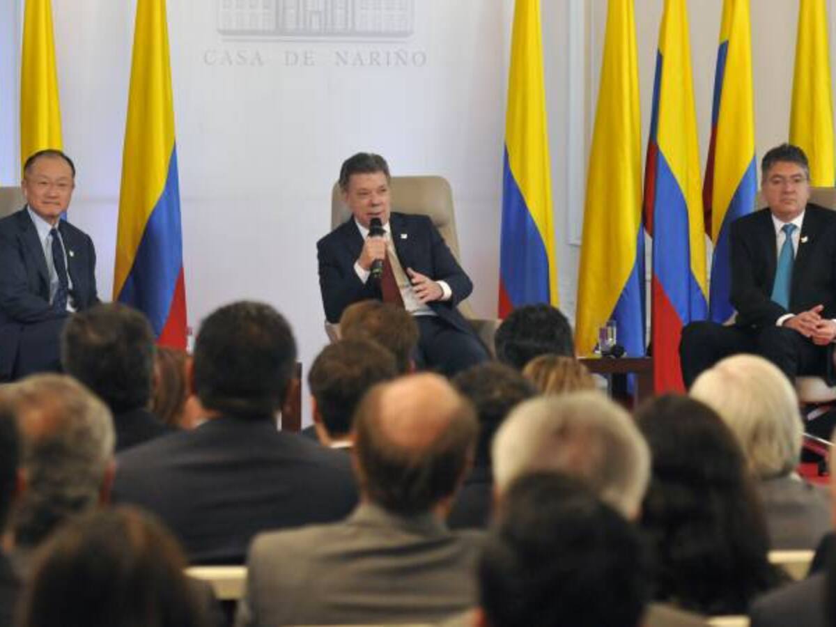 Banco Mundial desembolsará 1.400 millones de dólares para Colombia en 2016