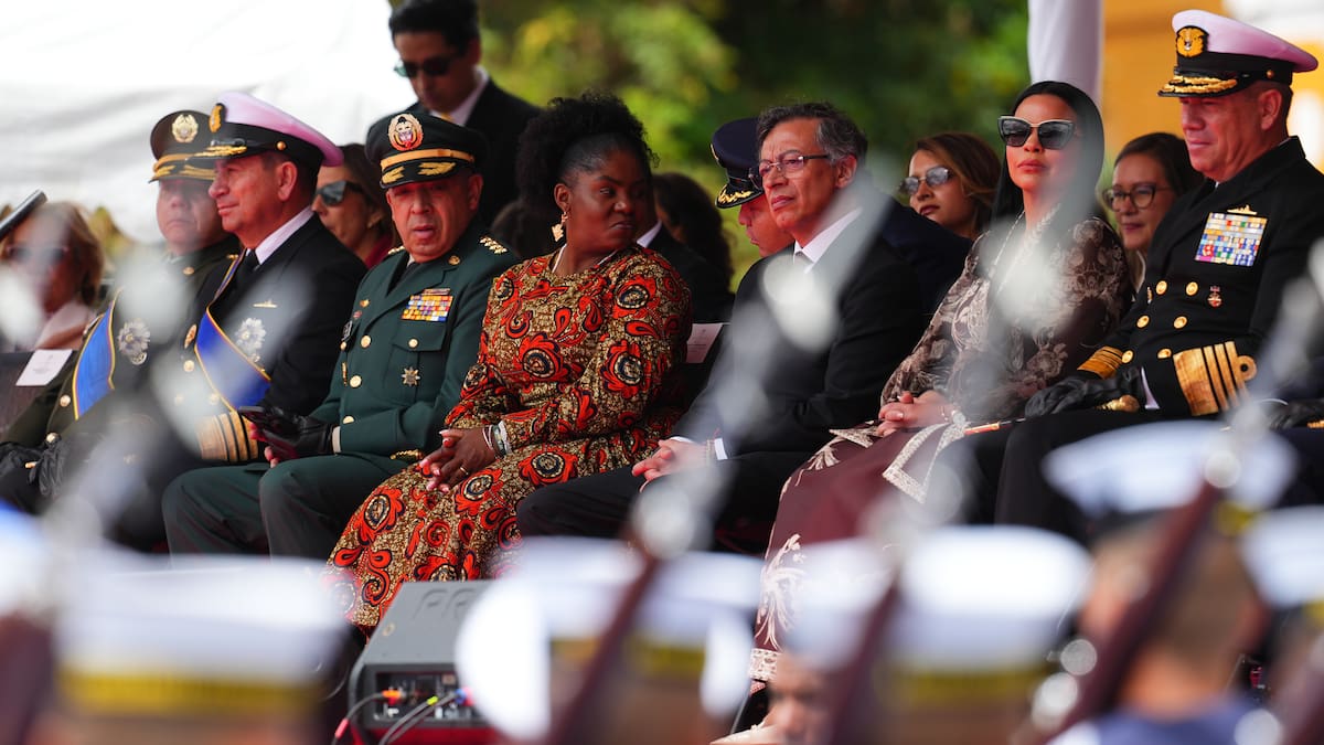 ¿Por qué se retiró la cúpula militar antes de discurso de Gustavo Petro? Exministro de Defensa opina