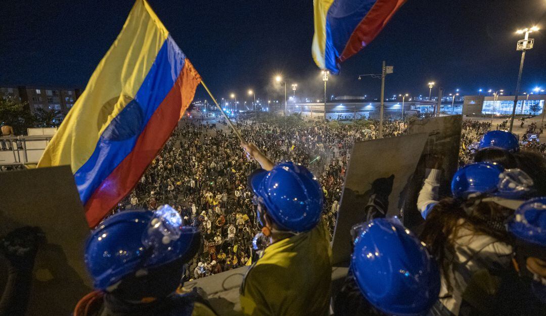 Jornada de manifestaciones masivas convocadas en el Portal de las Américas el 19 de mayo en Bogotá. 