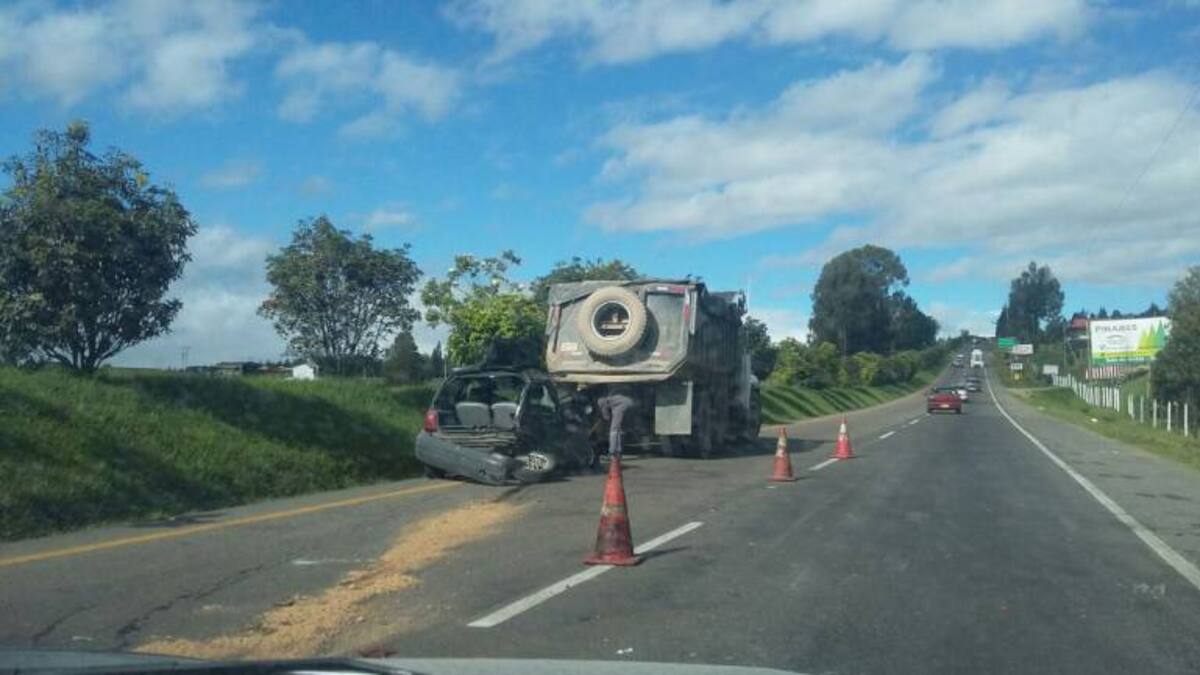 Accidente por microsueño deja un herido de gravedad en la vía Paipa-Tunja