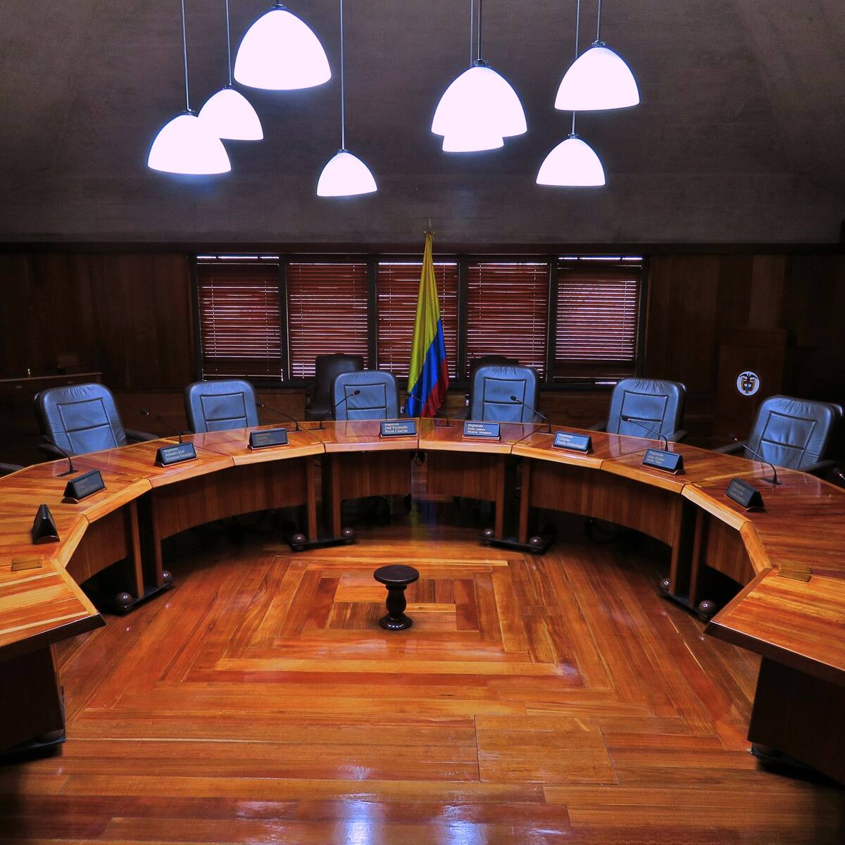 ¿Terna para elegir integrante de la Corte Constitucional debería estar integrada solo por mujeres?