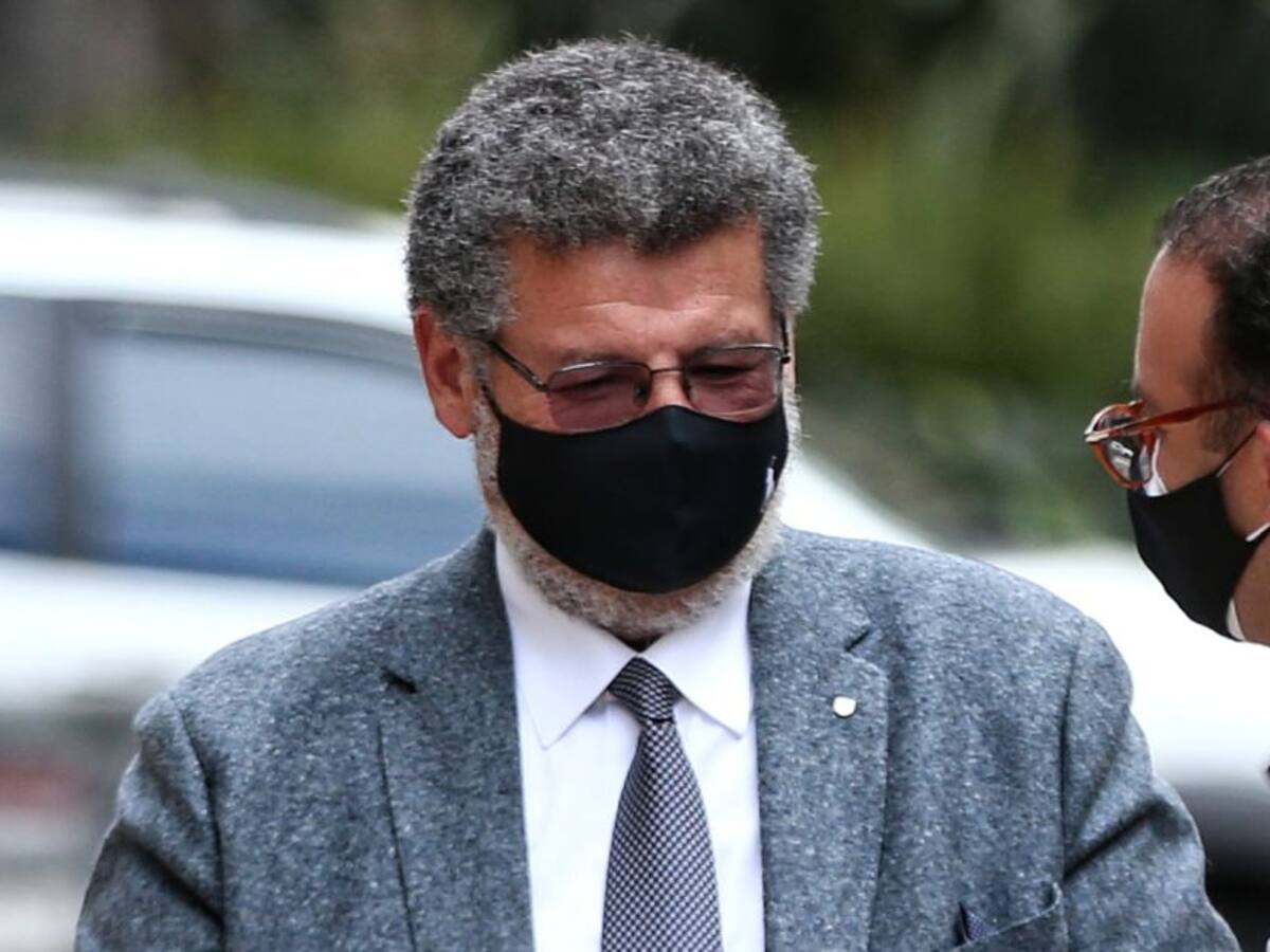 Defensa de Uribe no va a poner recurso de reposición