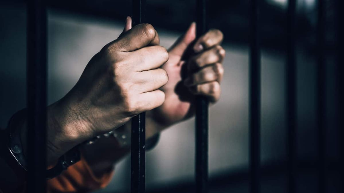 Quejas por sanidad y convivencia en centro transitorio de detención en Buenaventura