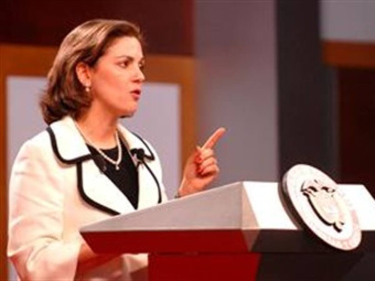 El tercer canal privado no irá por TV andina, determinó la Comisión Nacional de Televisión