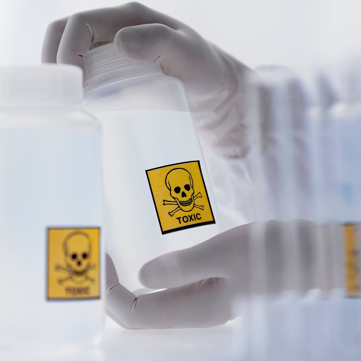 China restringe exportación de químicos para drogas a Norteamérica en señal de cooperación