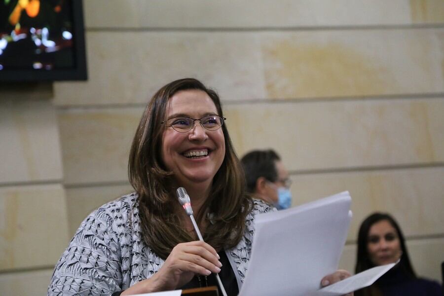 La abogada Natalia Ángel Cabo fue elegida como nueva magistrada de la Corte Constitucional