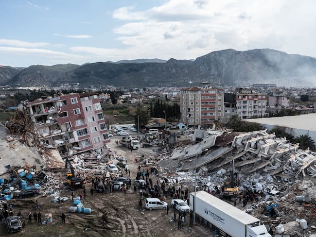 “Todo lo que nos rodea es un mar de escombros” Pablo Morán sobre situación en Turquía