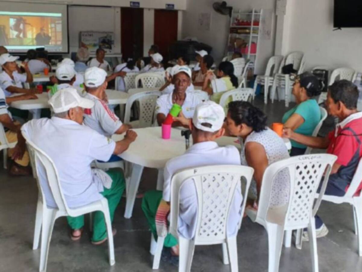 Manizales expide circular para el cuidado en centros de adultos mayores