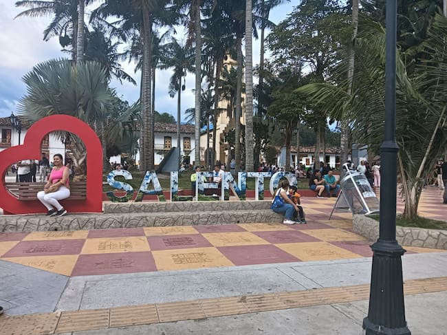 Parque principal del municipio de Salento, Quindío en reactivación luego del terremoto. Foto: Adrián Trejos