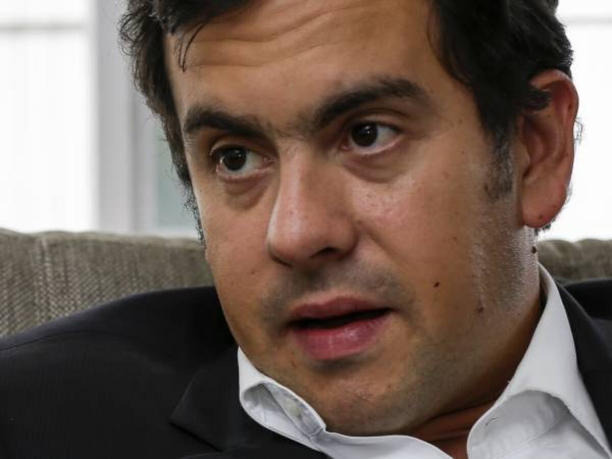 Lara está molesto porque no pudo estar en la foto del acuerdo sobre justicia