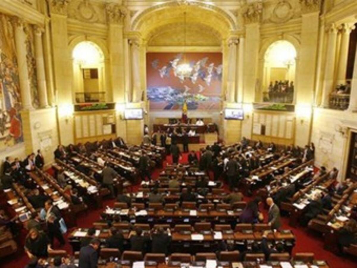 "Bogotá no puede ser intervenida por la Nación": Senado