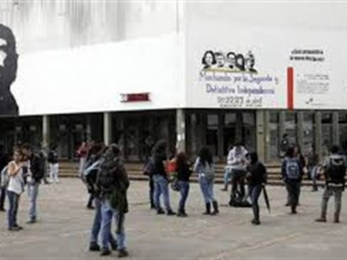Universidad Nacional anuncia salones para estudiantes de derecho