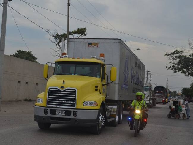 Sobrecostos del 25% deja cierre de la vía a Medellín: Colfecar