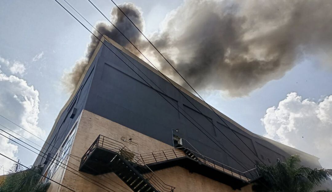 Incendio Aves María