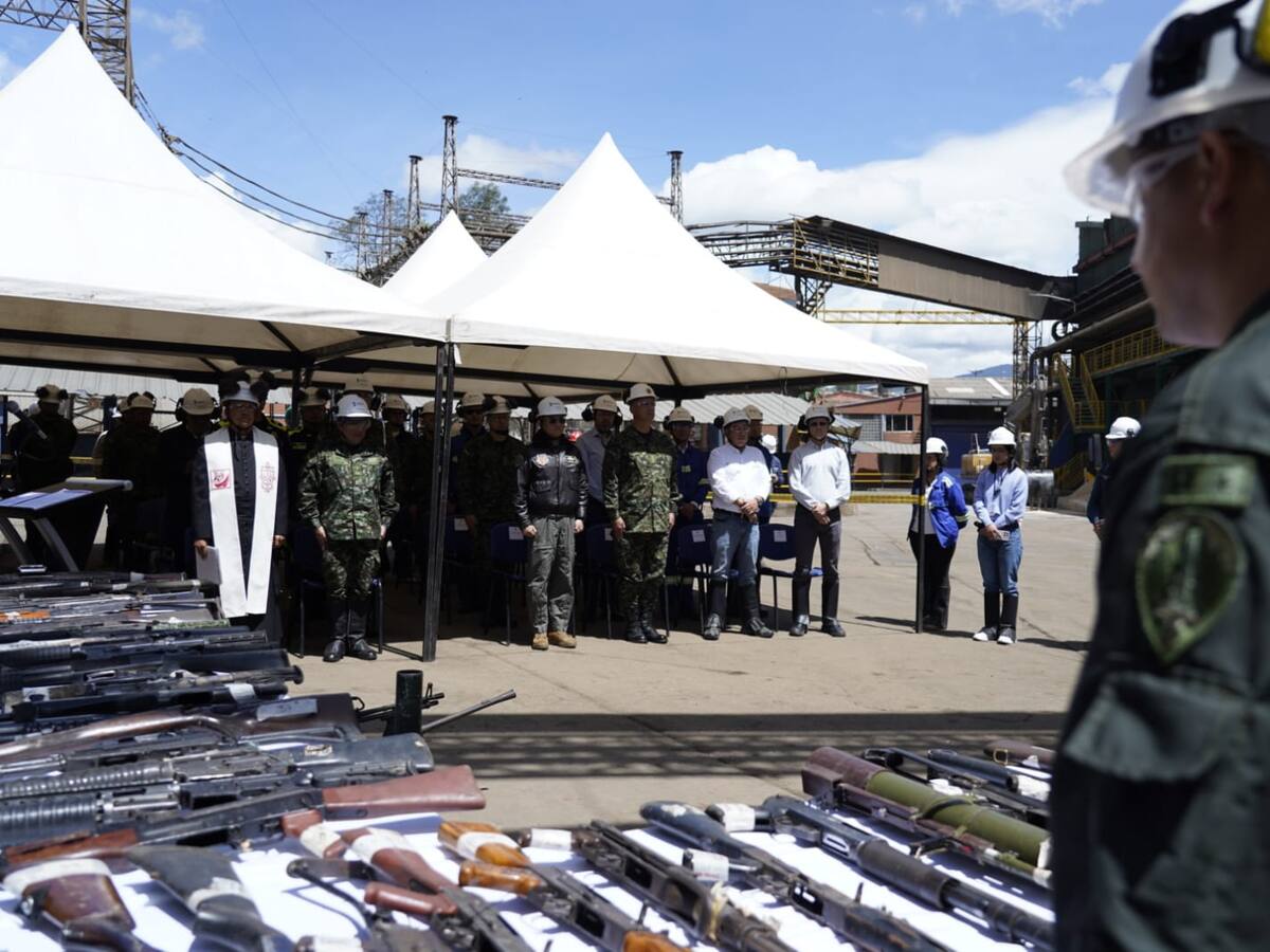 “Transformando armas en esperanza”: más de 20 mil armas convertidas en acero sostenible
