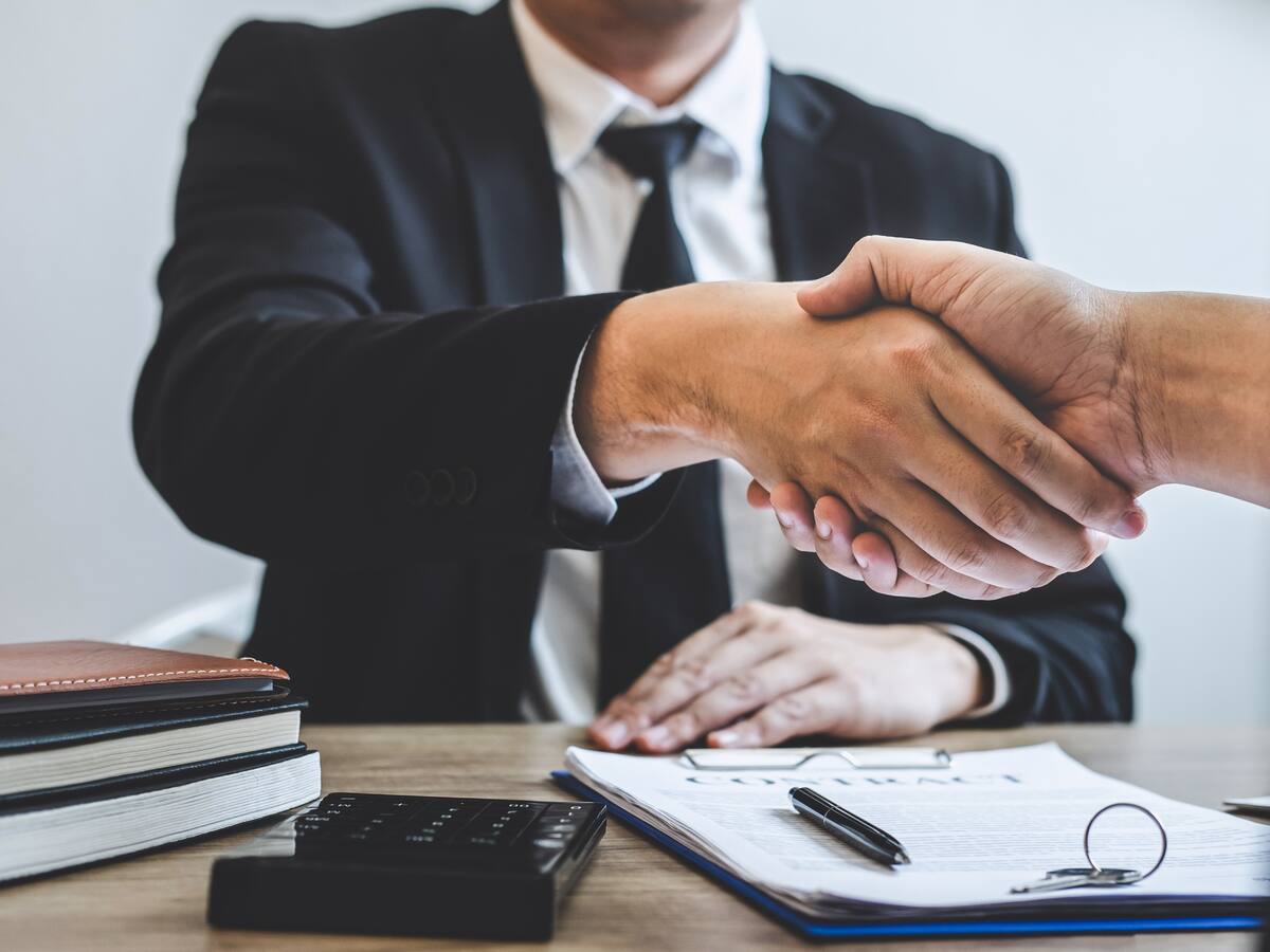 Cómo beneficiaría a los trabajadores del estado que se acaben las OPS