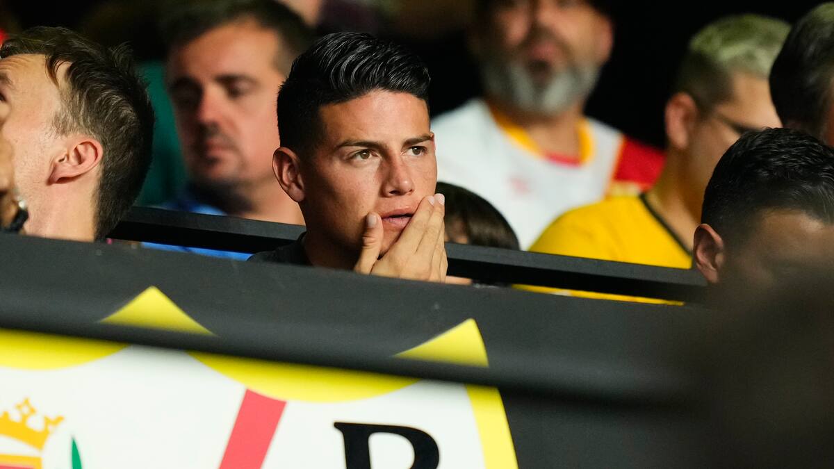 James Rodríguez, como un hincha más: así celebró el gol de Rayo Vallecano sobre Barcelona