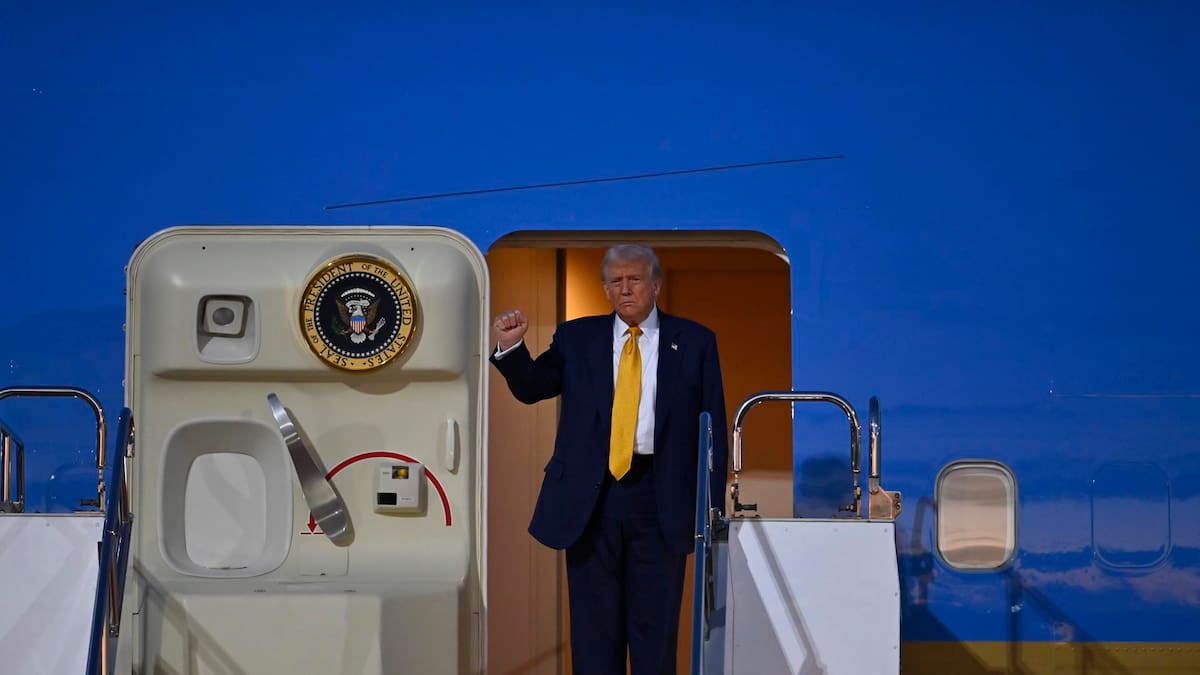 Periodistas del New York Times son citados a declarar tras reportaje sobre Air Force One