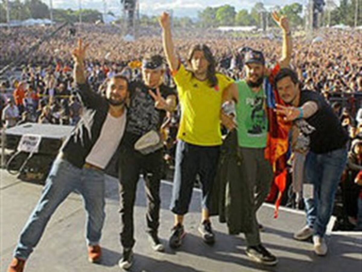 Dr Krápula de gira por Argentina y en escena con Black Keys y Pearl Jam