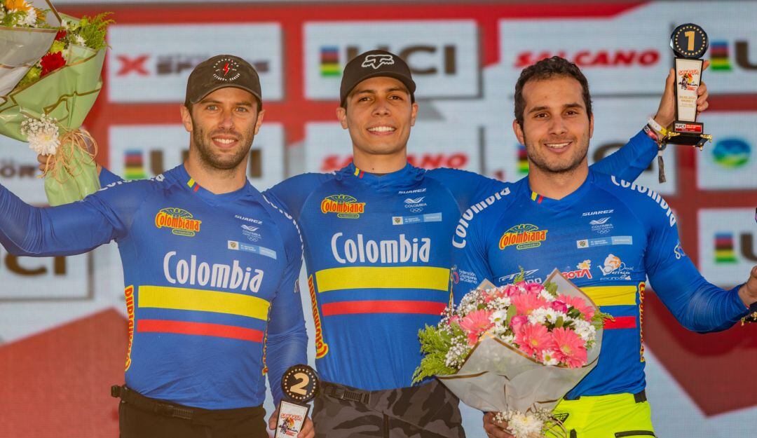 Vincent Pelluard, Diego Arboleda y Carlos Ramírez en la Copa del Mundo de BMX en Turquía 2021