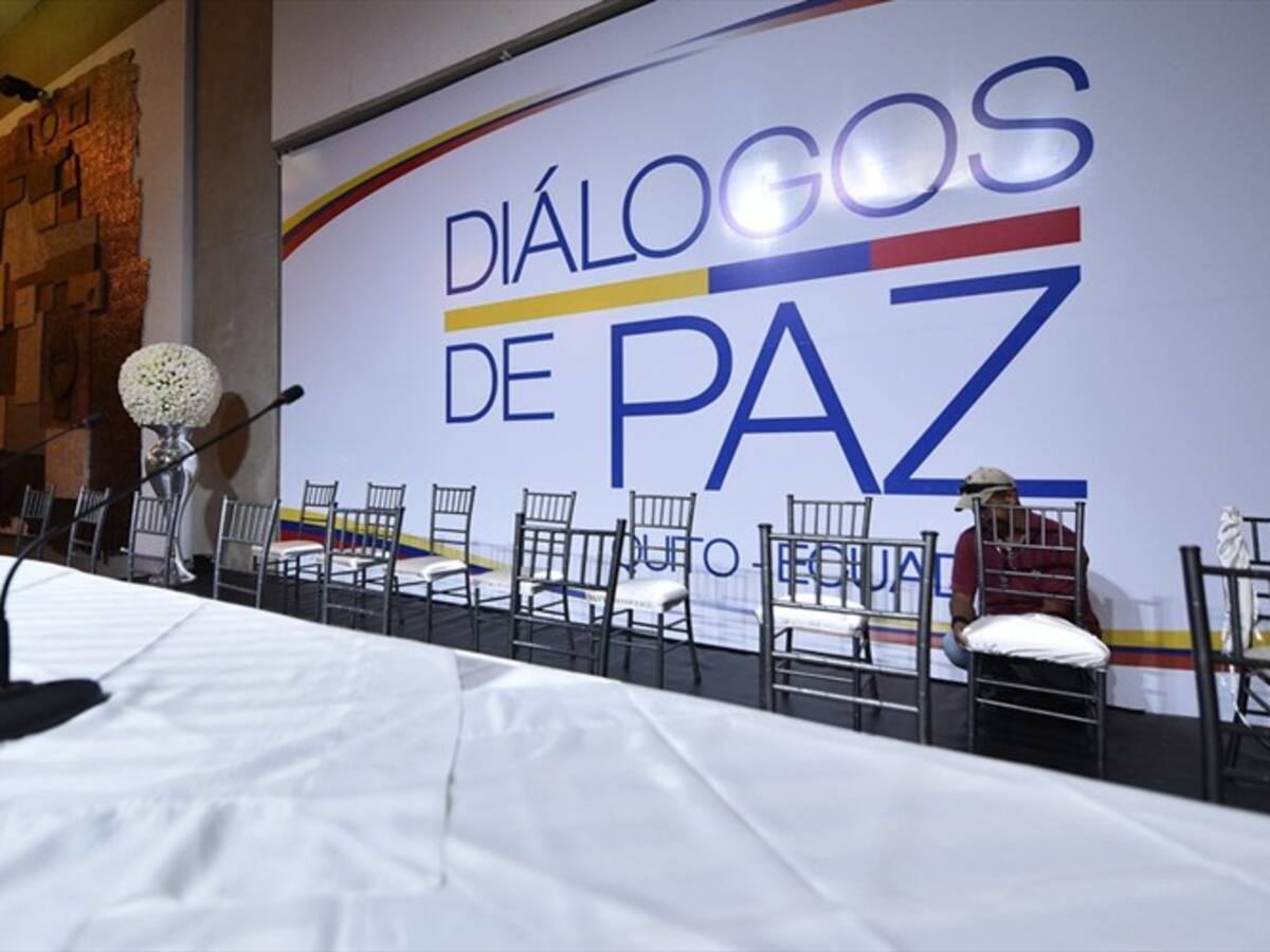 Senadores de la República hablan sobre decisión de generar captura a negociadores del Eln