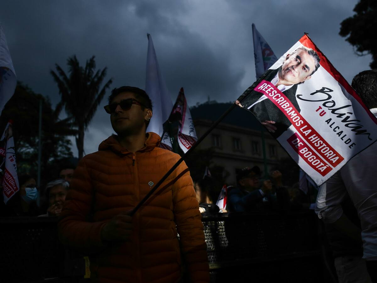 Gustavo Bolívar: “Petro intentó convertir esto en plebiscito y Claudia participó en política”