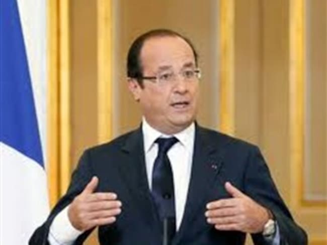 Hollande admite que Francia crecerá menos en 2013 y anuncia los recortes más duros de los últimos 30 años
