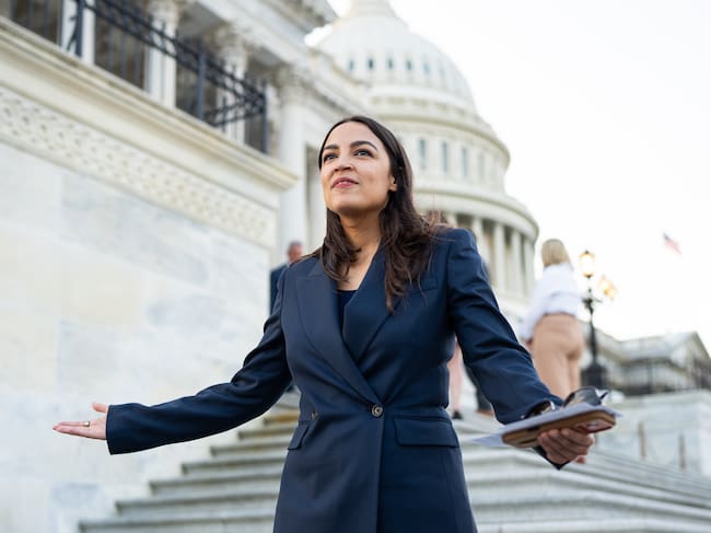 Demócrata Ocasio-Cortez congeló sus óvulos y criticó costes de atención reproductiva en EE. UU: Getty Images.