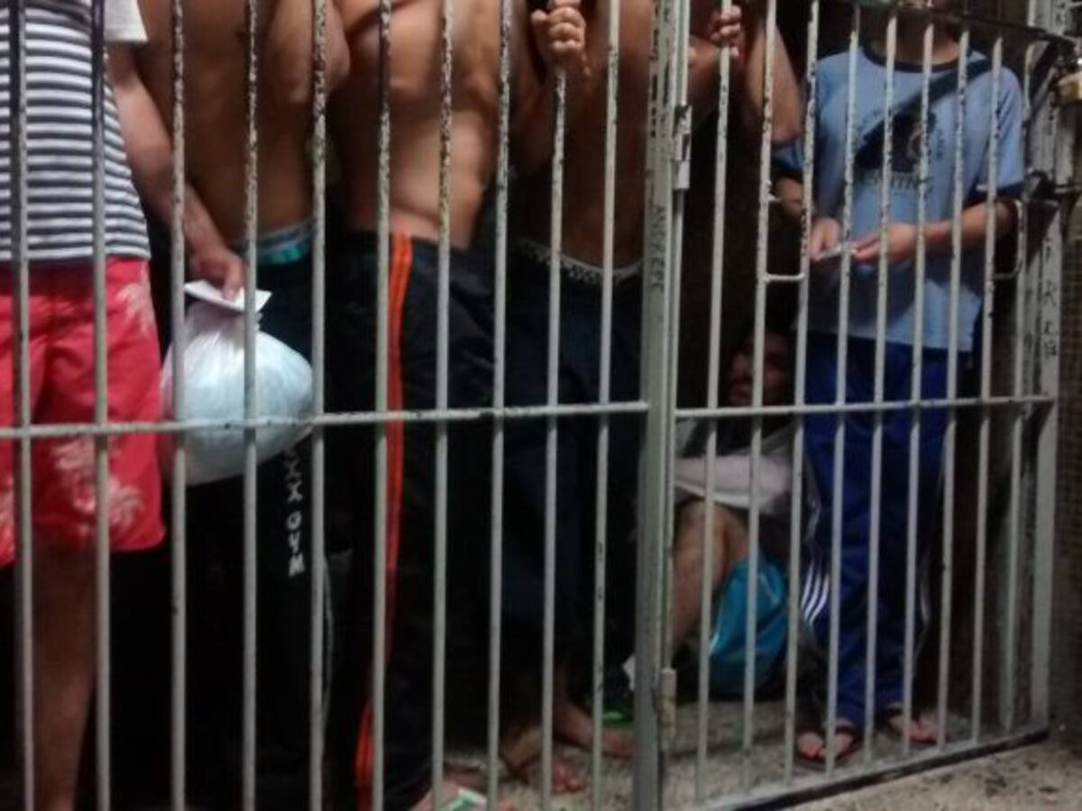 Condenan a patrullero a 33 años de cárcel por el secuestro de una familia