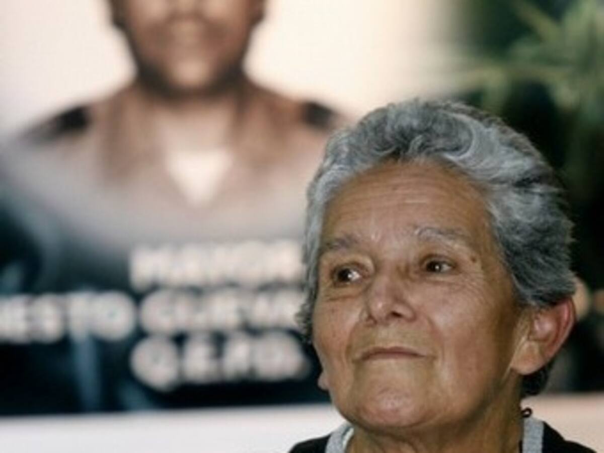 Que las Farc entreguen a los más enfermos a cambio del cadáver de su hijo, pide Emperatriz de Guevara