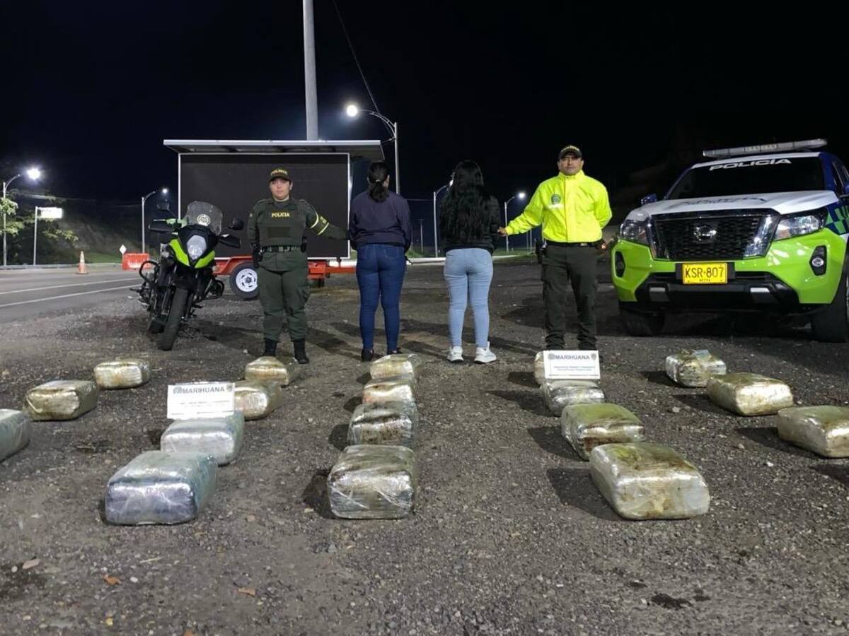 En la ruta que cubría Garzón-Bogotá fueron capturadas dos mujeres con estupefacientes