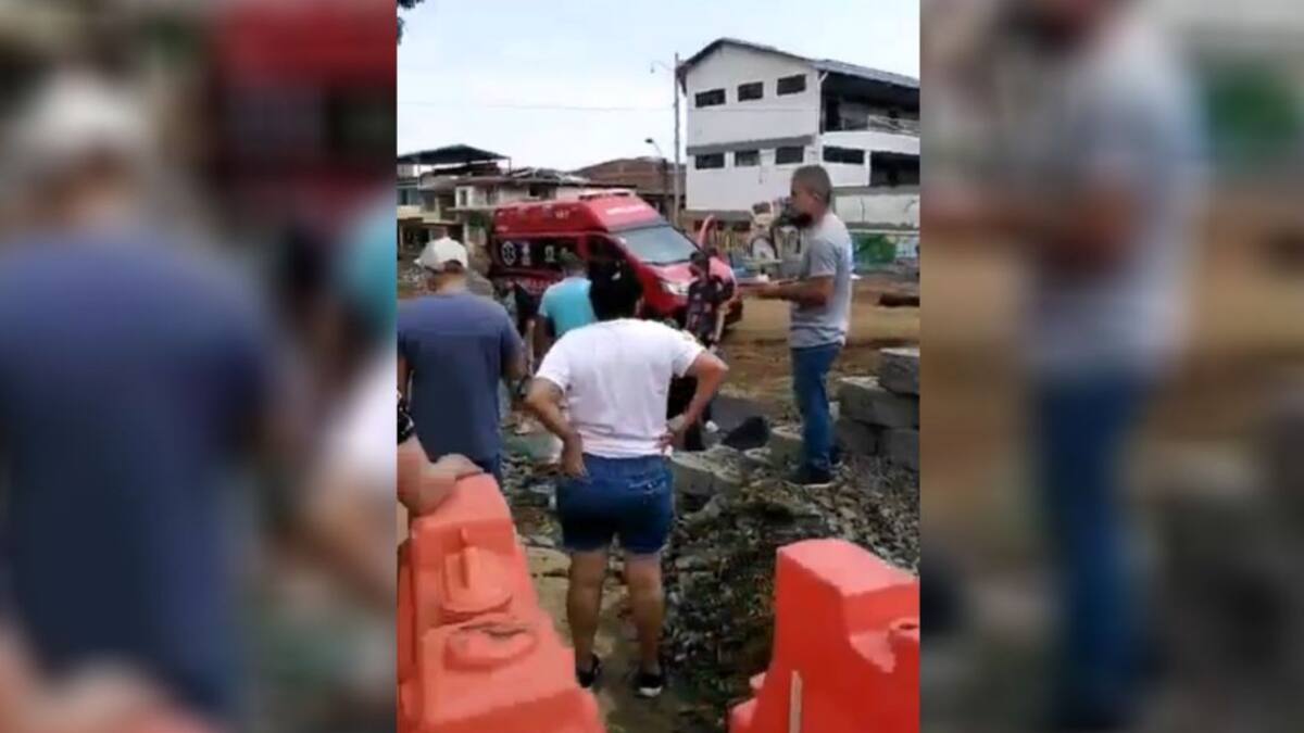 Comunidad de Prados del Sur son afectados por la construcción de puente