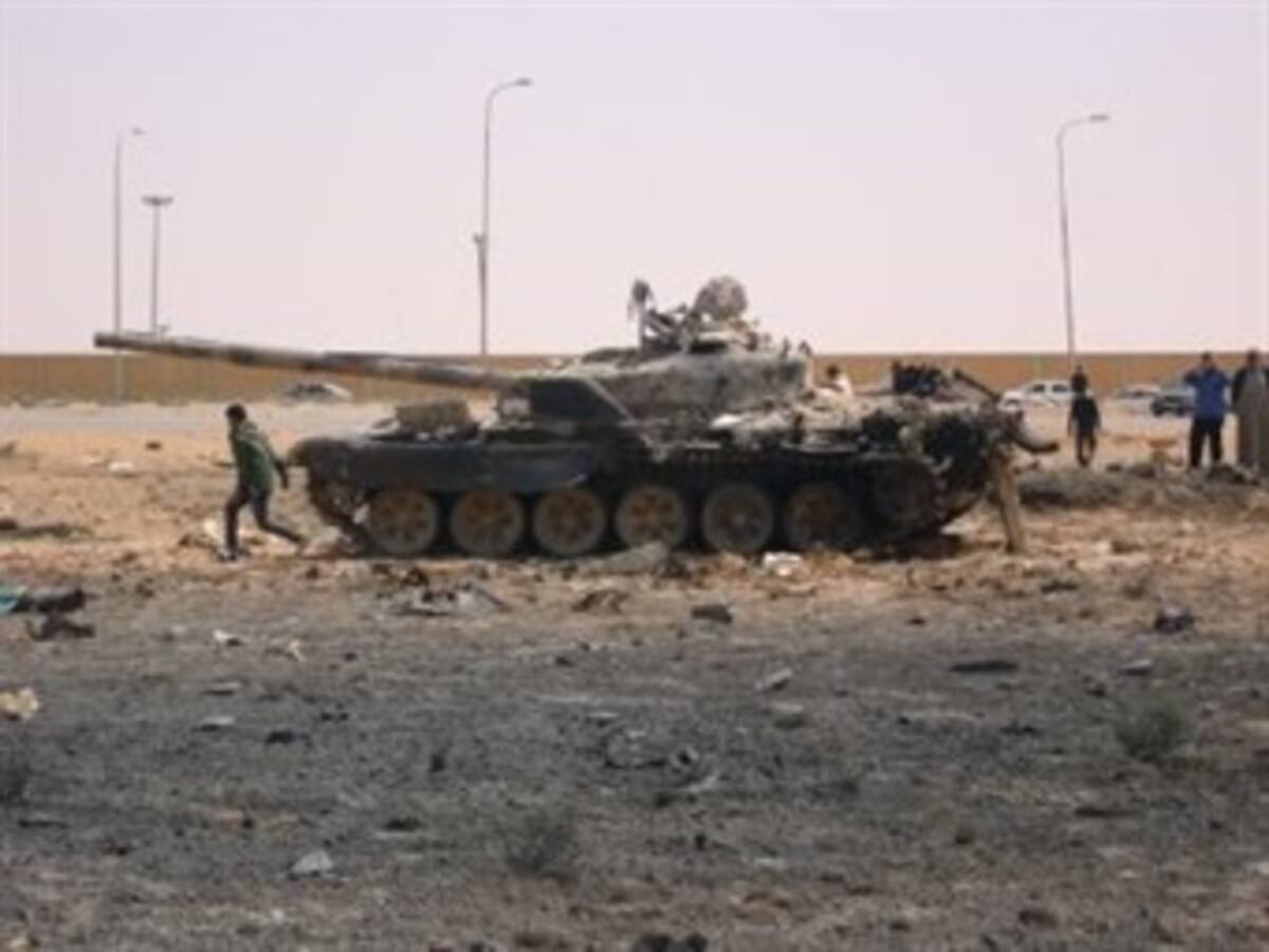 La OTAN asume el control militar de todas las operaciones en Libia