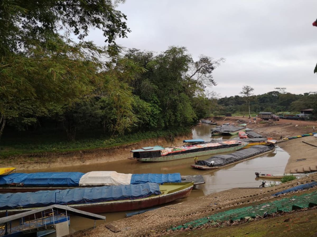 Confinamiento en Miraflores: comunidades desabastecidas por presión de disidencias FARC de ‘Calarcá’