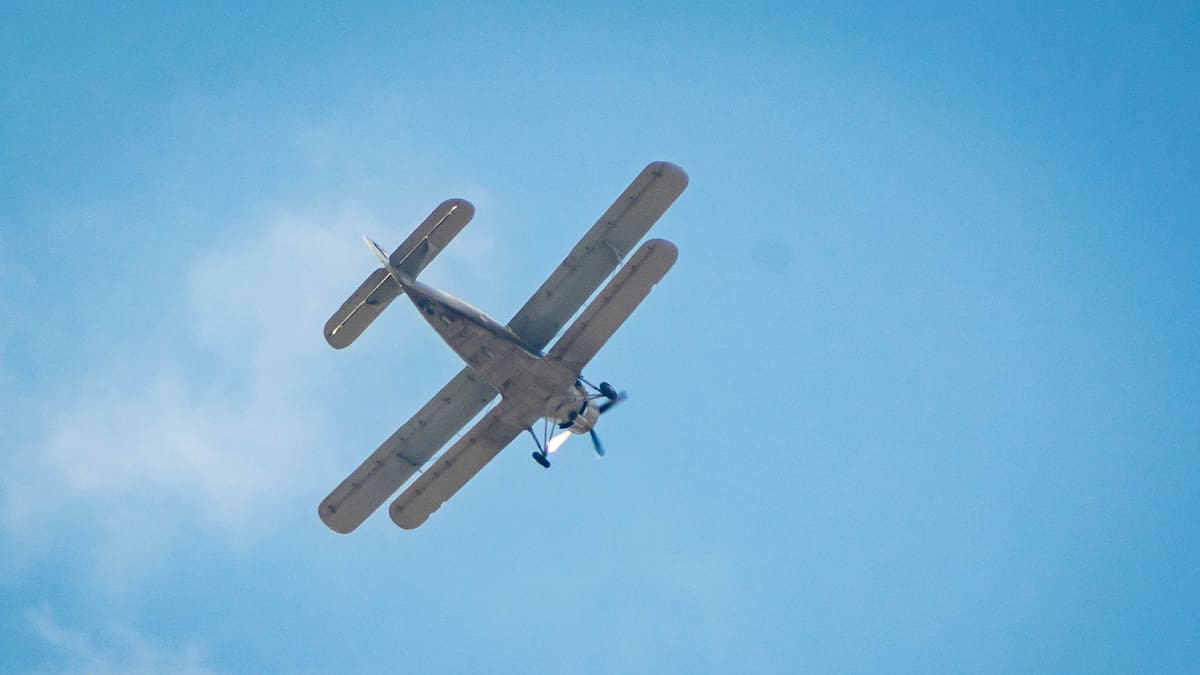 Un muerto y dos heridos al estrellarse avioneta en Nueva York