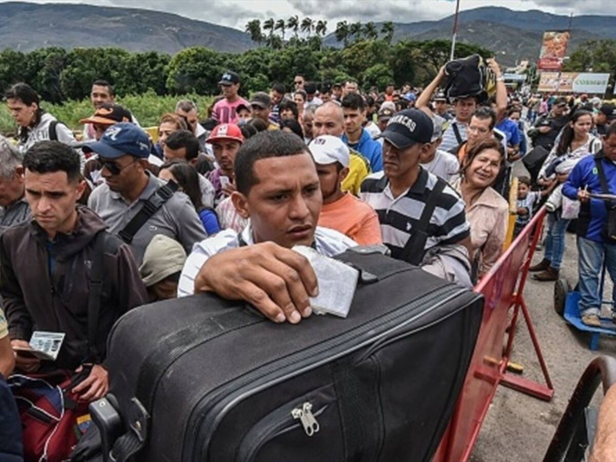 Gobernador de Bolívar se opone a los centros de paso para venezolanos