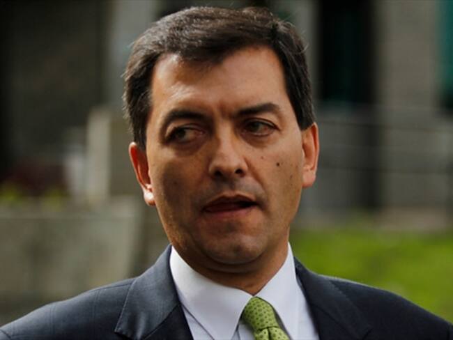 Por error, funcionario expresa ‘apoyo’ del procurador a Luis Alfonso Hoyos